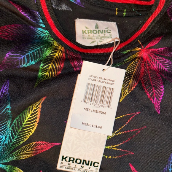 NWT Kronic holographic tshirt size medium - Picture 3 of 4